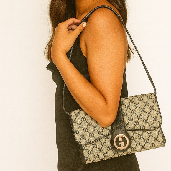 Gucci GG Supreme Monogram Shoulder Bag with Leather Trim - Picture 1 of 10